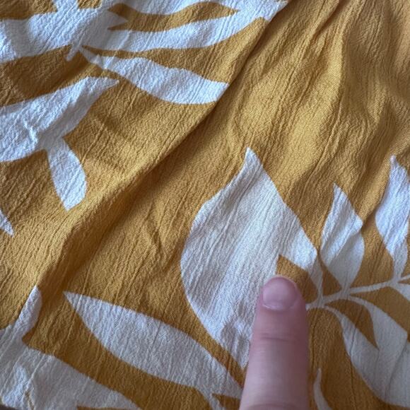 Old Navy Maxi Dress - Picture 2 of 8